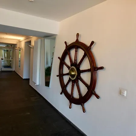 Apartment Nautic 107 *